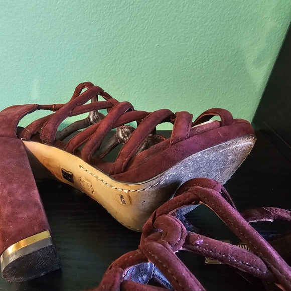 BCBGMaxAzria Burgundy Strappy Heels Women's Size 6B - Picture 10 of 12